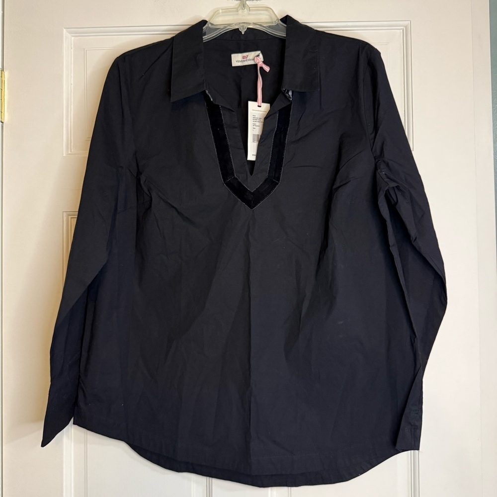 Vineyard Vines Women’s Velvet Trim Popover Top